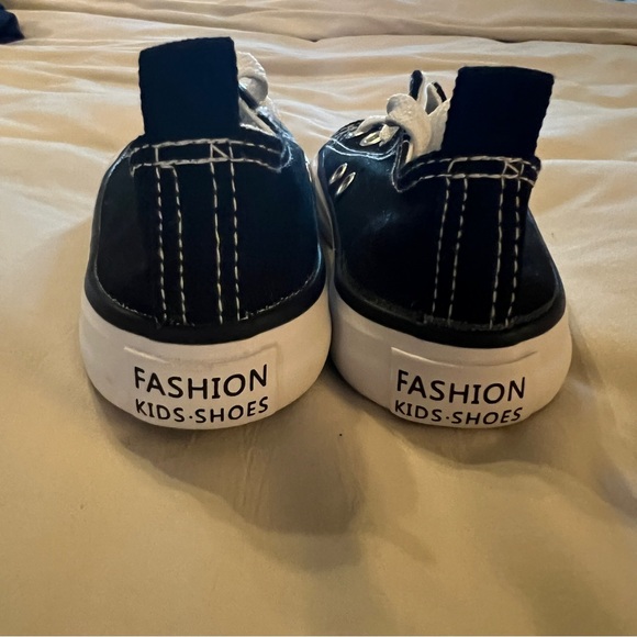 Converse‎ COPY Kids Black and White Sneakers size 9.5/26 - Picture 6 of 9